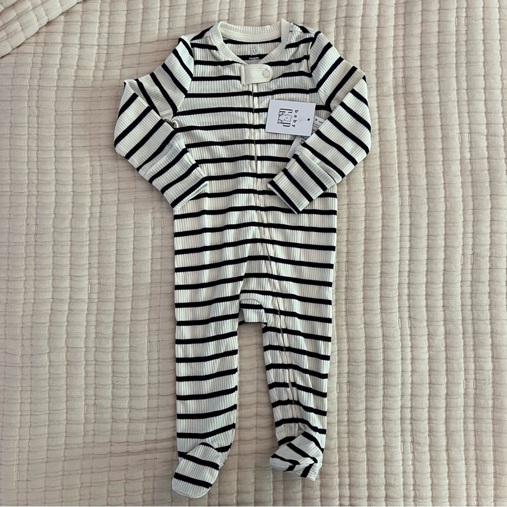 Baby Gap footie